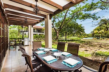 La Hacienda Pinilla San José Pinilla